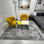Funky Flat Nr Central London